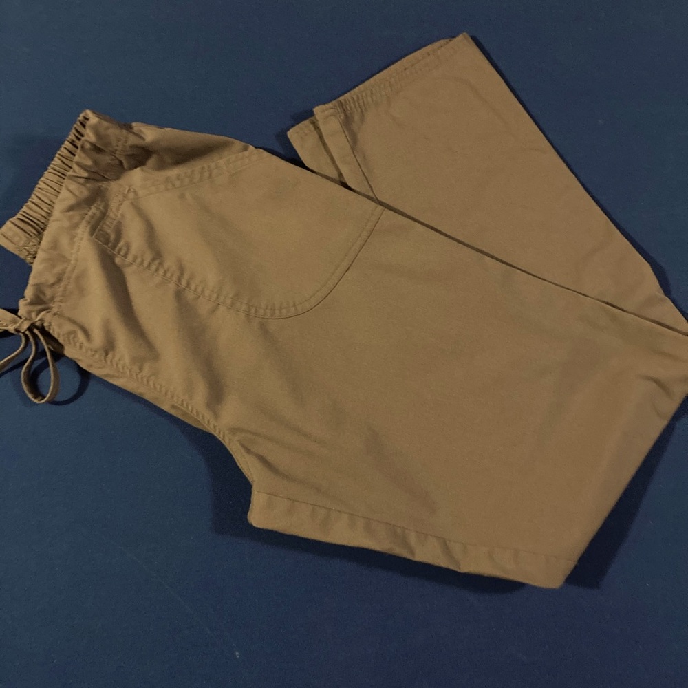 Single scrub bottom pant.